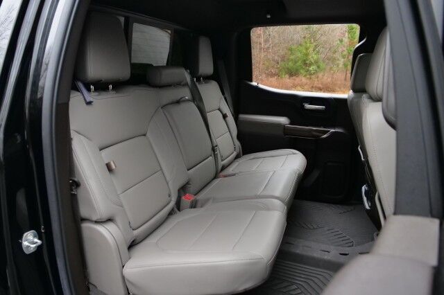 2021 Chevrolet Silverado 1500 LT Trail Boss 4X4 / Leer Bed Cap / 6.2L V8! High Point NC