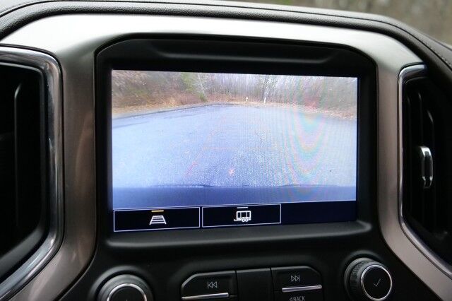 2021 Chevrolet Silverado 1500 LT Trail Boss 4X4 / Leer Bed Cap / 6.2L V8! High Point NC