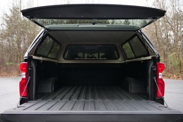 2021 Chevrolet Silverado 1500 LT Trail Boss 4X4 / Leer Bed Cap / 6.2L V8! High Point NC