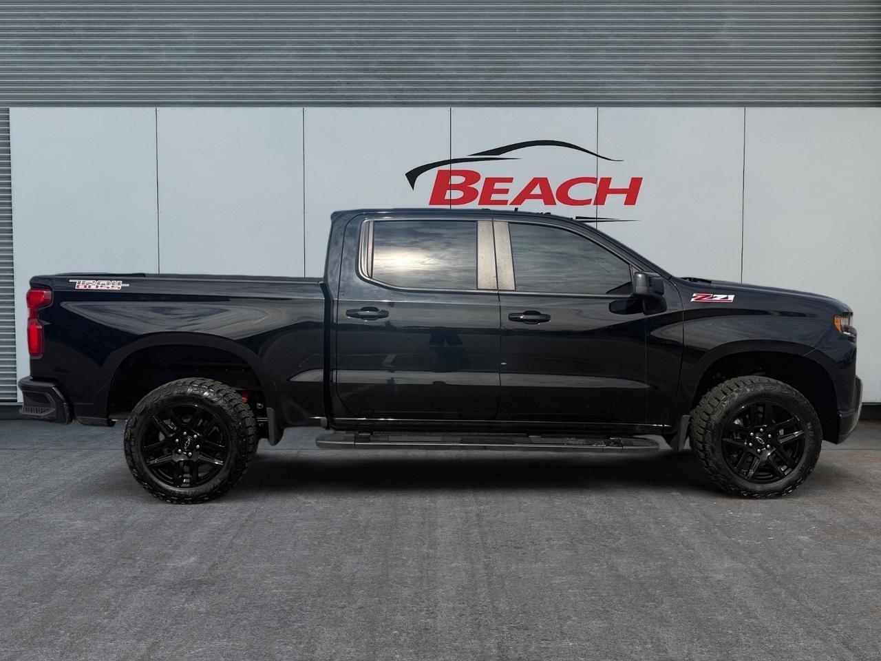 2021 Chevrolet Silverado 1500 LT Trail Boss, HEATED SEATS, HEATED STEERING WHEEL, APPLE CARPLAY/ANDROID AUTO, RED RECOVERY HOOKS, UNIVERSAL GARAGE DOOR OPENER, REAR SLIDING WINDOW, BACKUP CAMERA, SUNROOF, WIFI, COME AND TEST DRIVE THIS CHEVROLET SILVERADO TODAY! Norfolk VA