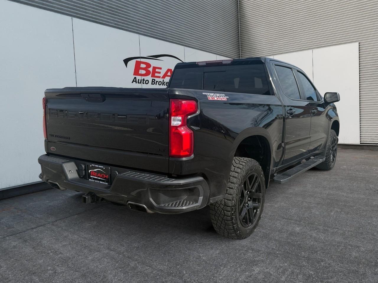2021 Chevrolet Silverado 1500 LT Trail Boss, HEATED SEATS, HEATED STEERING WHEEL, APPLE CARPLAY/ANDROID AUTO, RED RECOVERY HOOKS, UNIVERSAL GARAGE DOOR OPENER, REAR SLIDING WINDOW, BACKUP CAMERA, SUNROOF, WIFI, COME AND TEST DRIVE THIS CHEVROLET SILVERADO TODAY! Norfolk VA