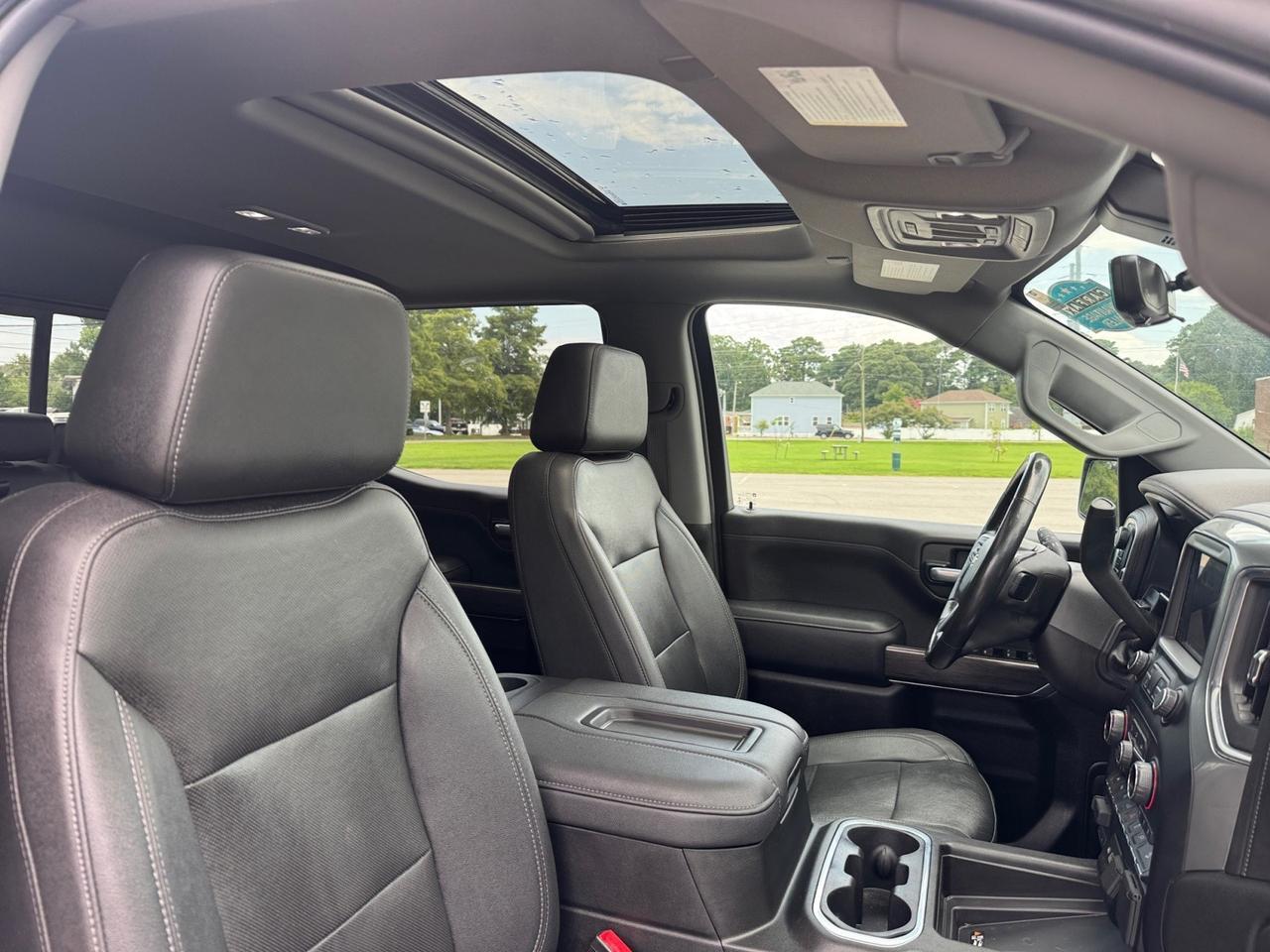 2021 Chevrolet Silverado 1500 LTZ, MEMORY DRIVER SEAT, HEATED & COOLED SEATS, BOSE SPEAKERS, SUNROOF, REMOTE START, APPLE CAR PLAY, 1 OWNER CLEAN CARFAX VEHICLE, THIS TRUCK IS LOADED WITH FEATURES- COME SEE WHY THIS IS THE PERFECT TRUCK FOR YOU!!! Norfolk VA