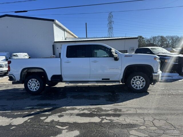 2021 Chevrolet Silverado 2500 Z71 Crew Cab Duramax Allison 4x4 LT