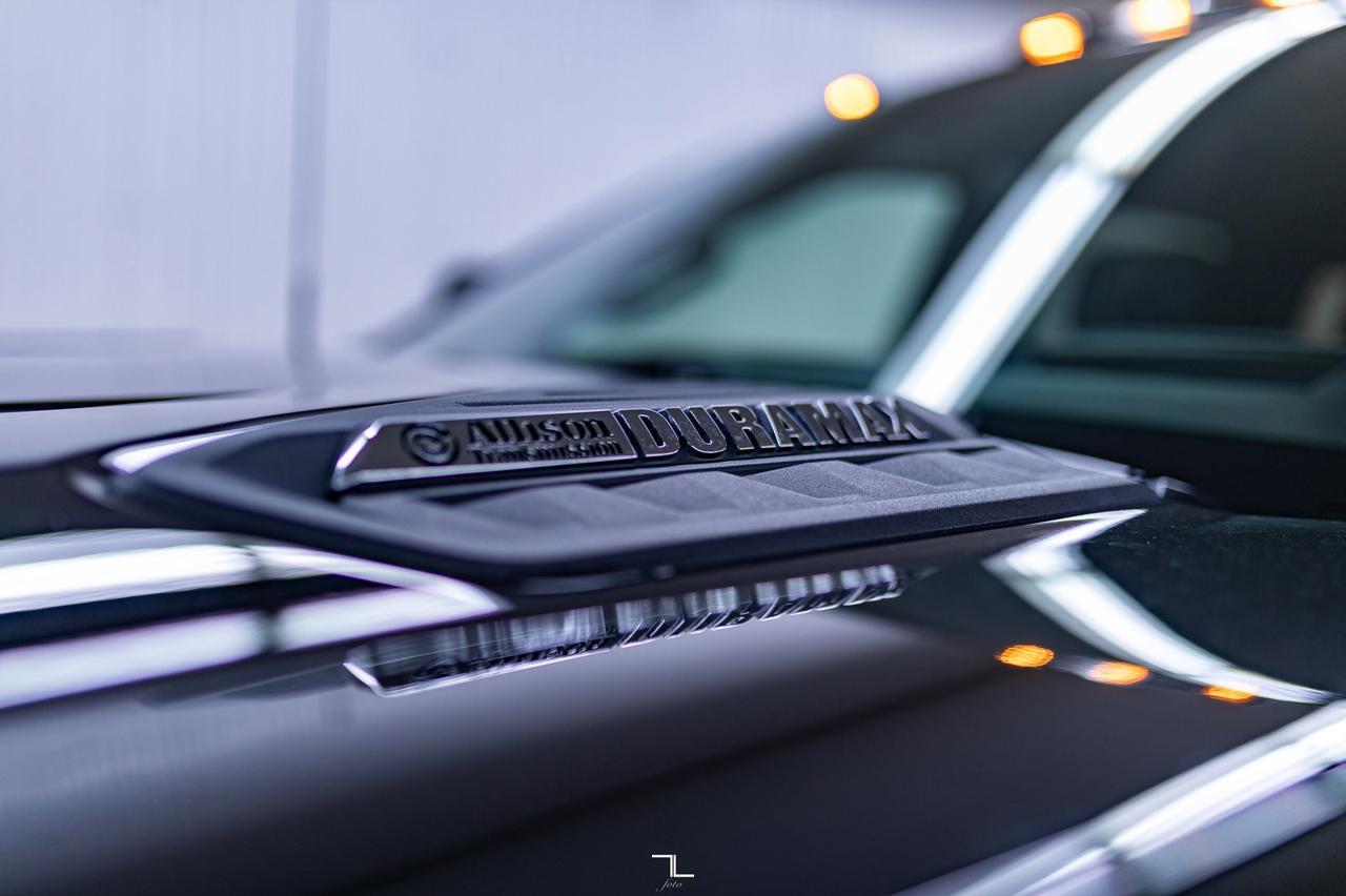 2021 Chevrolet Silverado 2500HD 4x4 Crew Cab LTZ Carhartt Edition Diesel Leather Roof Nav Red Deer AB