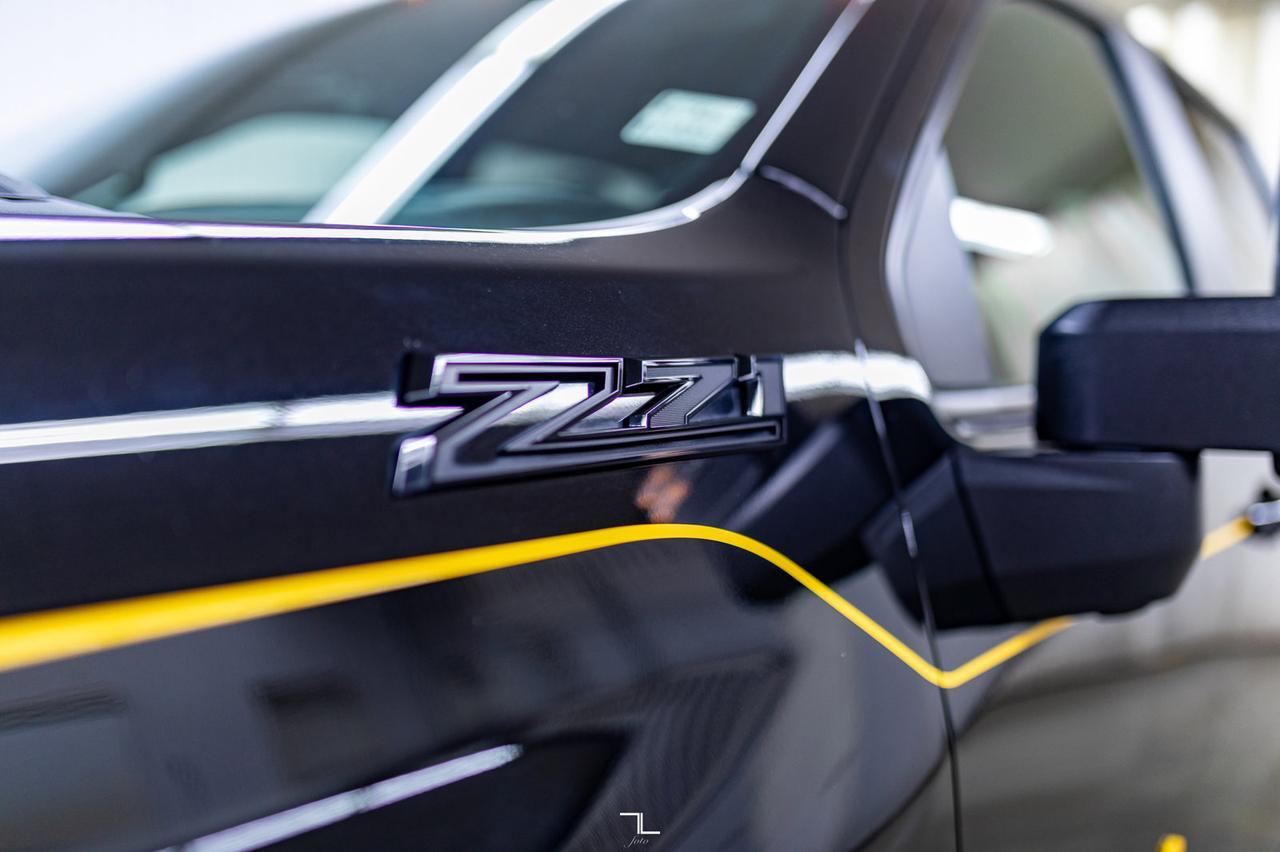 2021 Chevrolet Silverado 2500HD 4x4 Crew Cab LTZ Carhartt Edition Diesel Leather Roof Nav Red Deer AB