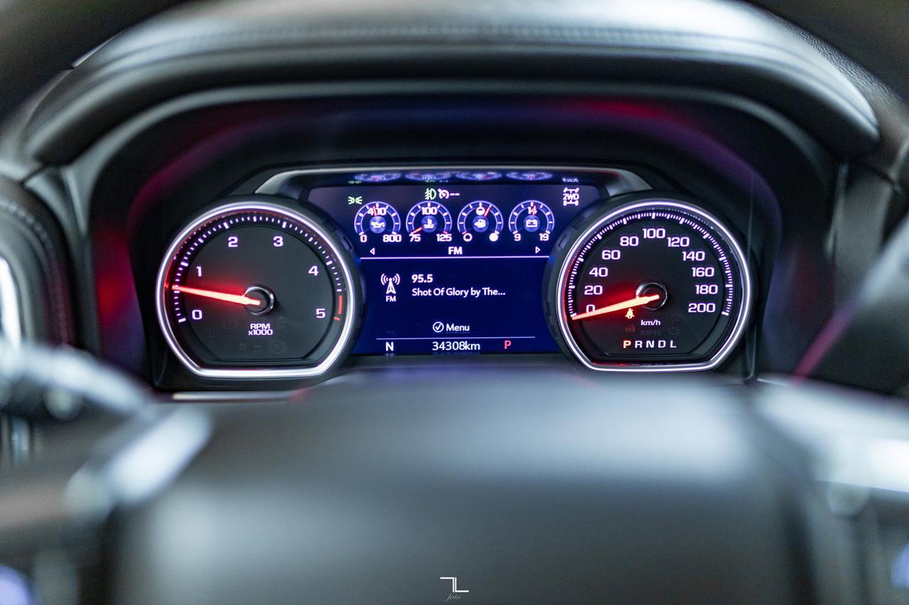 2021 Chevrolet Silverado 2500HD 4x4 Crew Cab LTZ Carhartt Edition Diesel Leather Roof Nav Red Deer AB