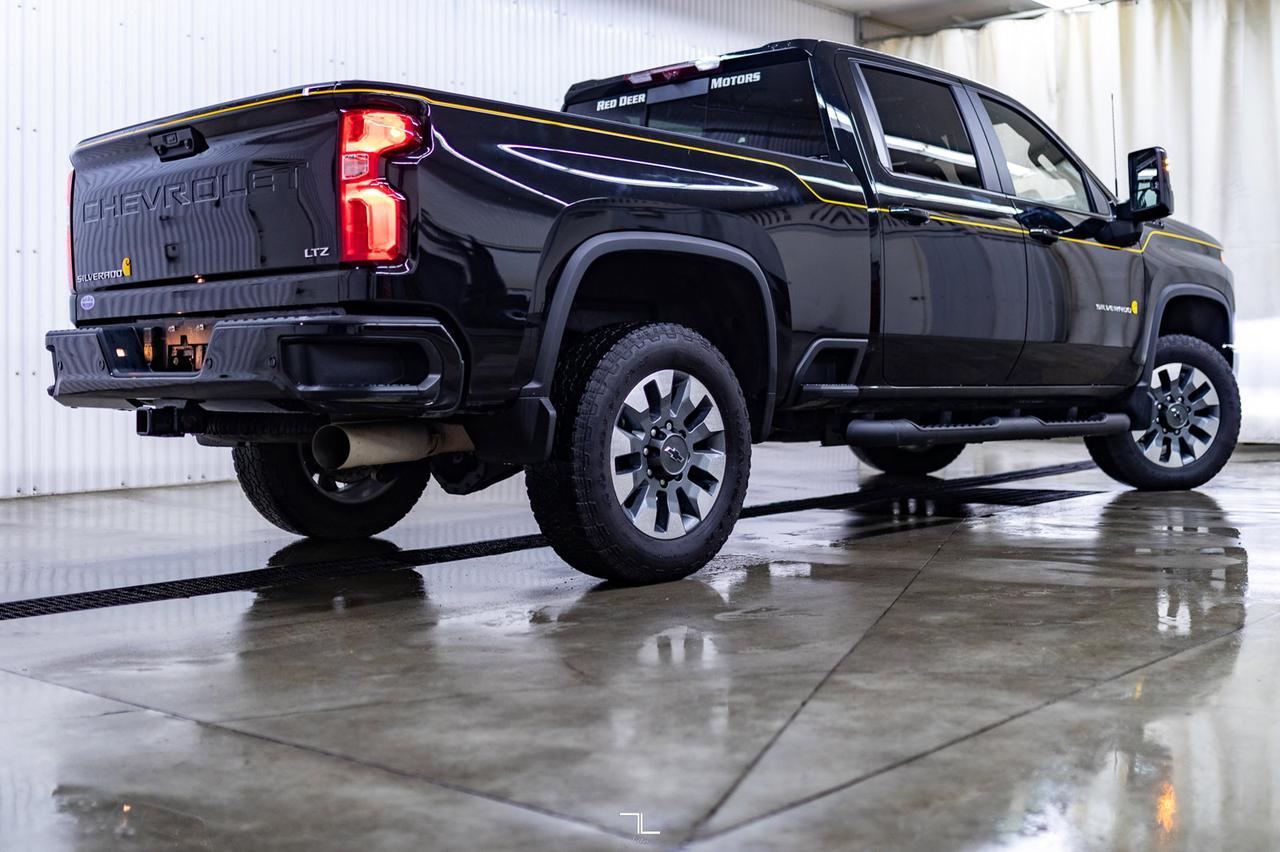 2021 Chevrolet Silverado 2500HD 4x4 Crew Cab LTZ Carhartt Edition Diesel Leather Roof Nav Red Deer AB