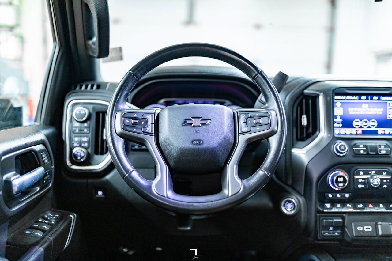 2021 Chevrolet Silverado 2500HD 4x4 Crew Cab LTZ Carhartt Edition Diesel Leather Roof Nav Red Deer AB