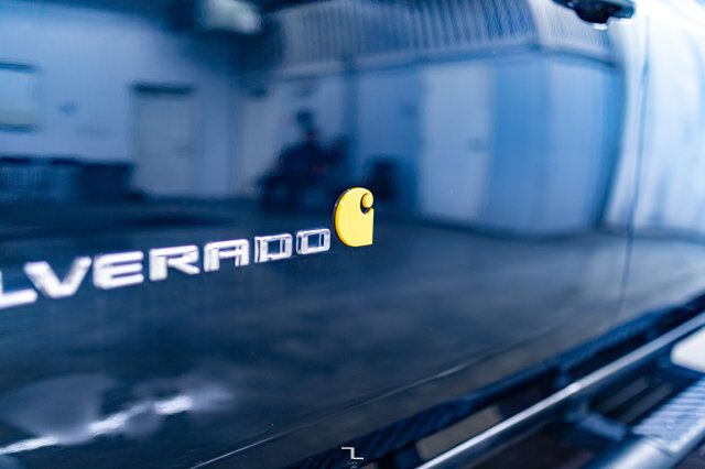 2021 Chevrolet Silverado 2500HD 4x4 Crew Cab LTZ Carhartt Edition Diesel Leather Roof Nav Red Deer AB