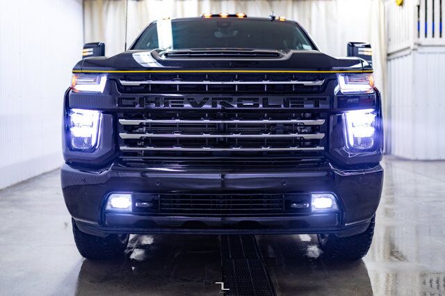 2021 Chevrolet Silverado 2500HD 4x4 Crew Cab LTZ Carhartt Edition Diesel Leather Roof Nav Red Deer AB