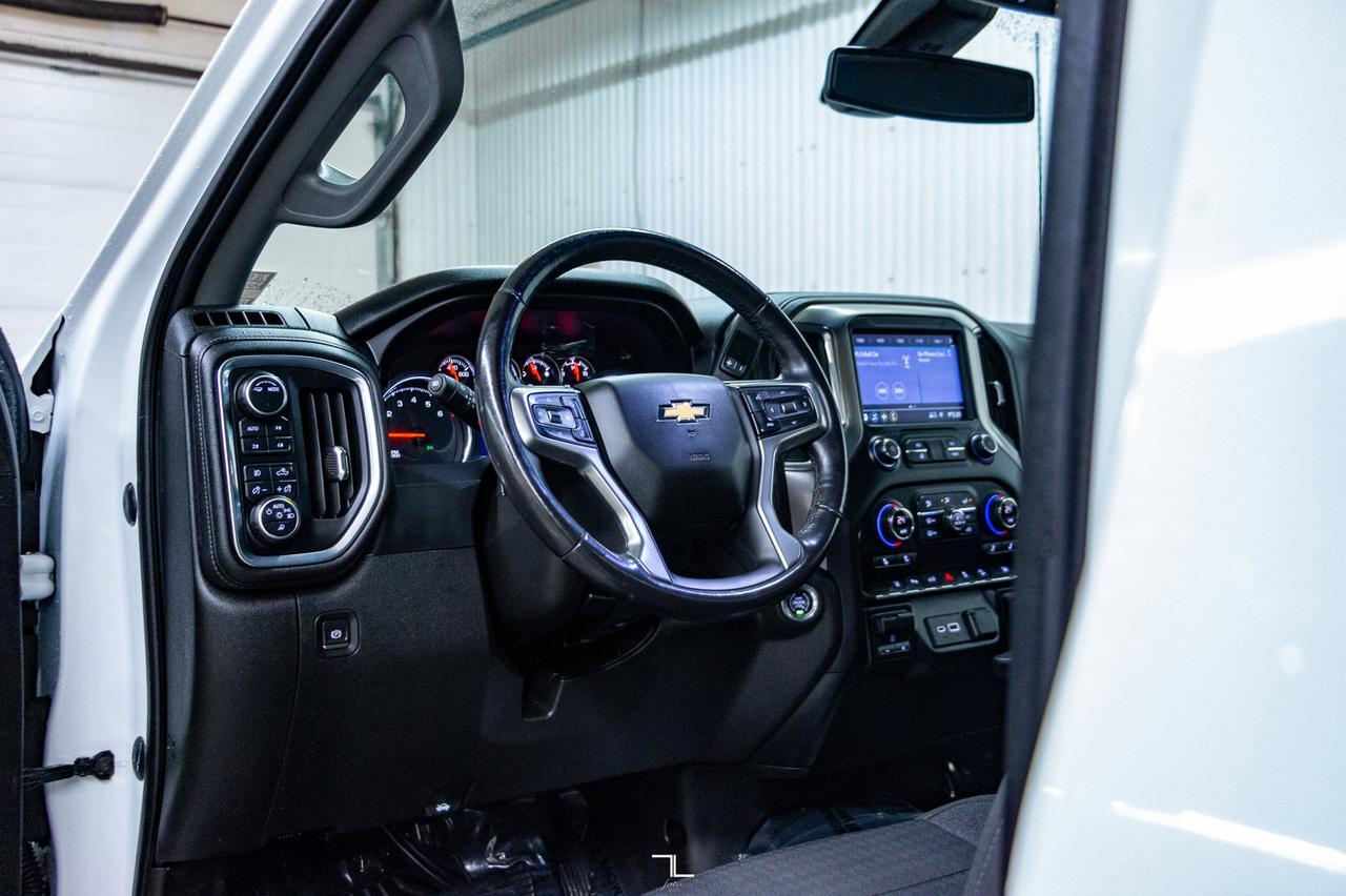 2021 Chevrolet Silverado 2500HD 4x4 Reg Cab LT Z71 Longbox BCam Red Deer AB