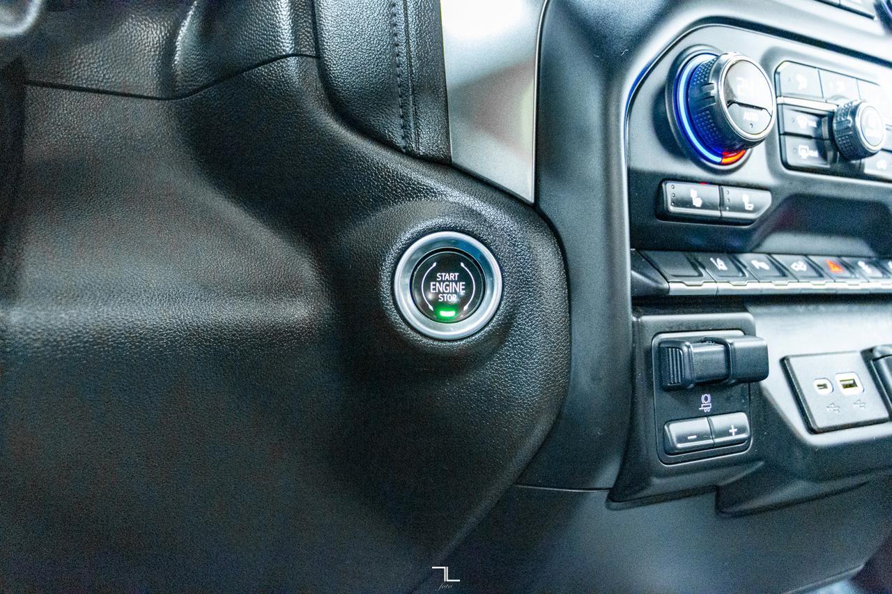 2021 Chevrolet Silverado 2500HD 4x4 Reg Cab LT Z71 Longbox BCam Red Deer AB