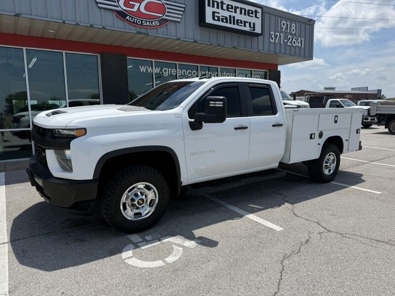 2021 Chevrolet Silverado HD's photo