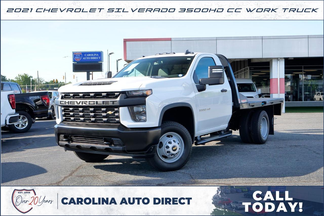 2021 Chevrolet Silverado 3500HD 4X4 / DRW / 6.6L V8 Diesel / CM Flat Bed!