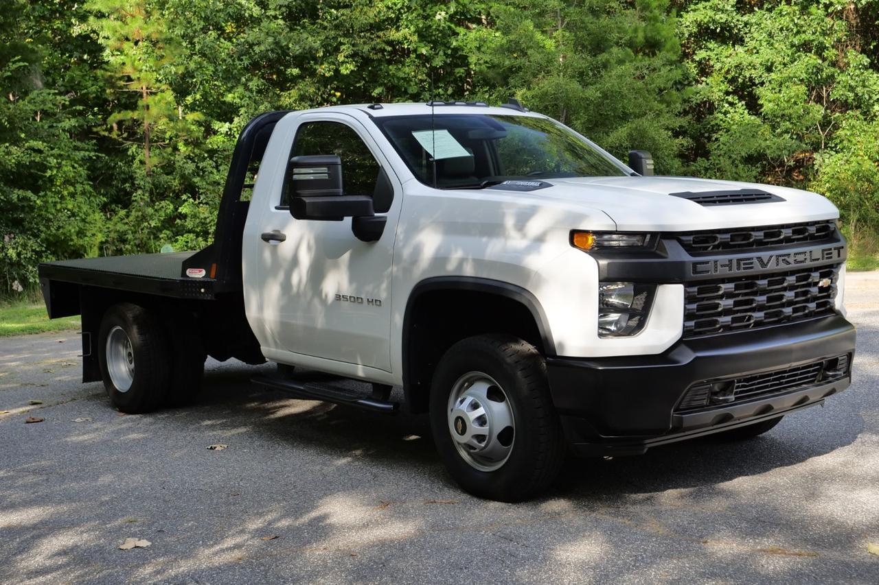 2021 Chevrolet Silverado 3500HD 4X4 / DRW / 6.6L V8 Diesel / CM Flat Bed! Lincolnton NC