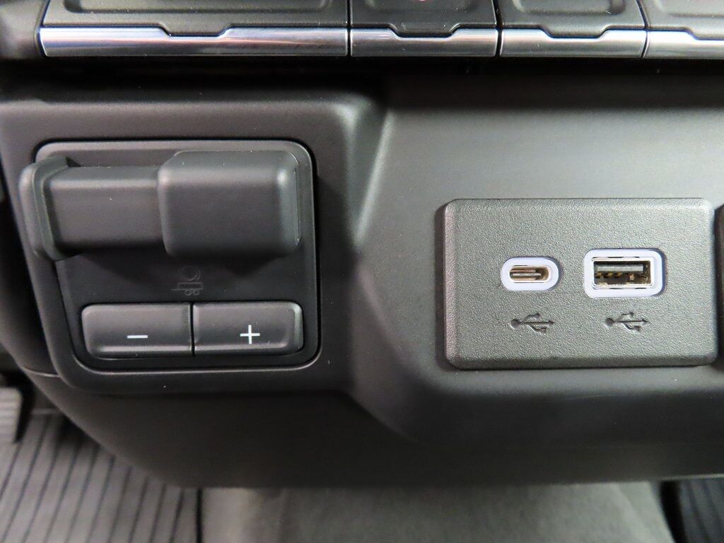 2021 Chevrolet Silverado 3500HD 4x4 Crew Cab LT Fond du Lac WI