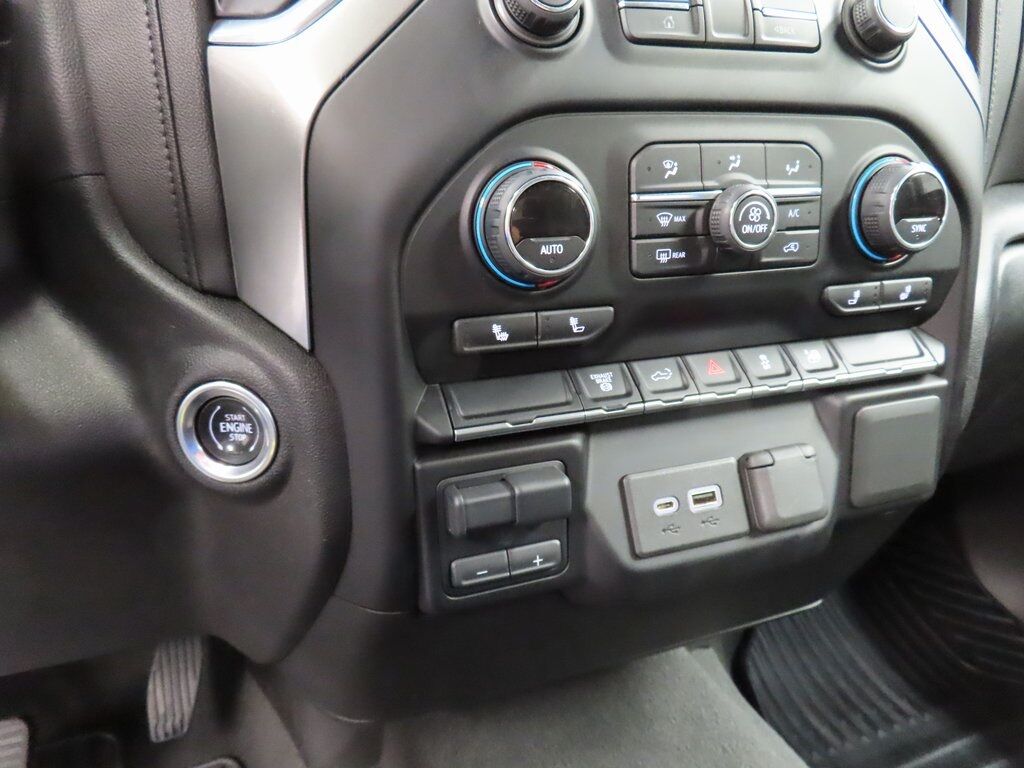 2021 Chevrolet Silverado 3500HD 4x4 Crew Cab LT Fond du Lac WI