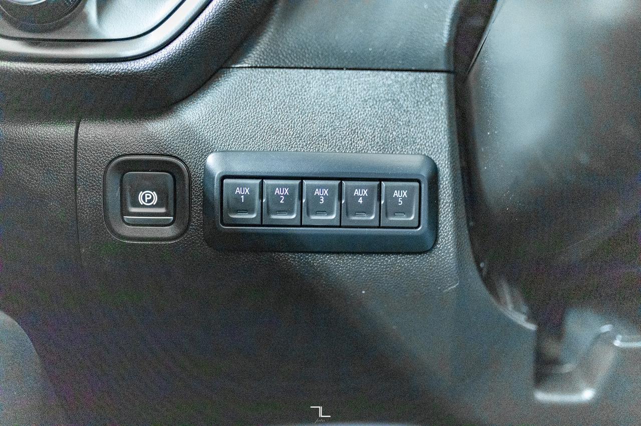 2021 Chevrolet Silverado 3500HD 4x4 Crew Cab LT Longbox Diesel BCam Red Deer AB