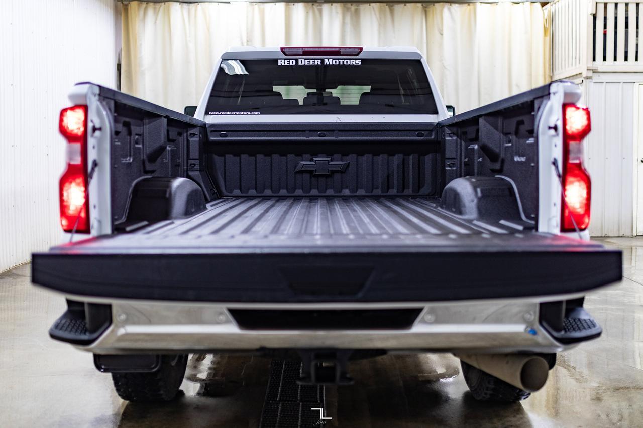 2021 Chevrolet Silverado 3500HD 4x4 Crew Cab LT Z71 Longbox Diesel BCam Red Deer AB