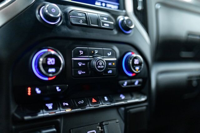 2021 Chevrolet Silverado 3500HD 4x4 Crew Cab LT Z71 Longbox Diesel BCam Red Deer AB