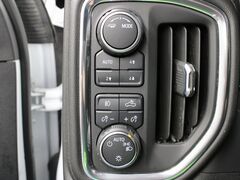 2021 Chevrolet Silverado 3500HD 4x4 Regular Cab LT SRW Fond du Lac WI