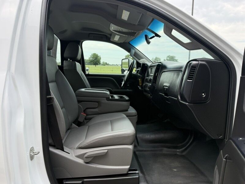 2021 Chevrolet Silverado 4500 4x4 Diesel Flatbed 74k mi's Collinsville OK