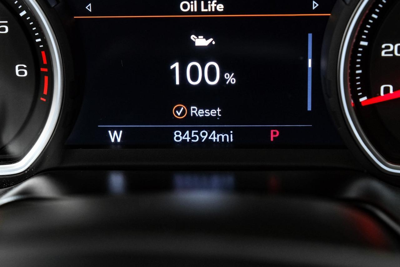 2021 Chevrolet Suburban HIGH COUNTRY 4WD HEADUP DISPLAY BLIND SPOT ASSIST NAVIGATION PANORAMA LEATHER SEATS Carrollton TX