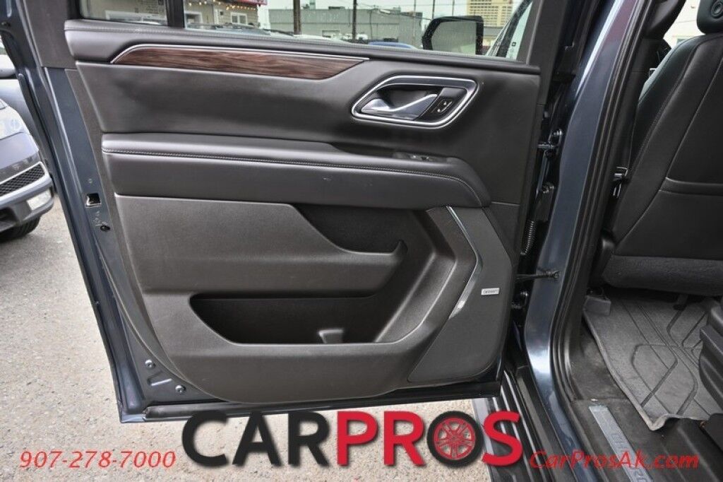 2021 Chevrolet Suburban LT - 4X4 - Auto Start - Power & Heated Leather Seats - Forward Collison & Back Up Camera - Bose Speakers - Apple CarPlay & Android Auto - Rear Climate Control - Keyless Entry & Start - Power Liftgate - 3rd Row - Seats 8 - Tow Pkg Anchorage AK