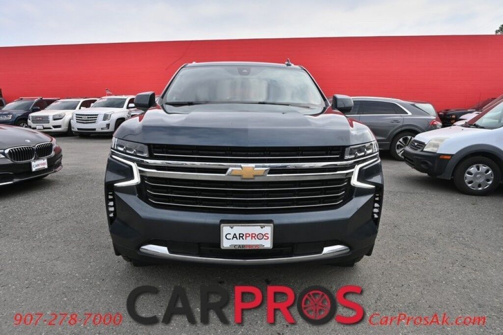 2021 Chevrolet Suburban LT - 4X4 - Auto Start - Power & Heated Leather Seats - Forward Collison & Back Up Camera - Bose Speakers - Apple CarPlay & Android Auto - Rear Climate Control - Keyless Entry & Start - Power Liftgate - 3rd Row - Seats 8 - Tow Pkg