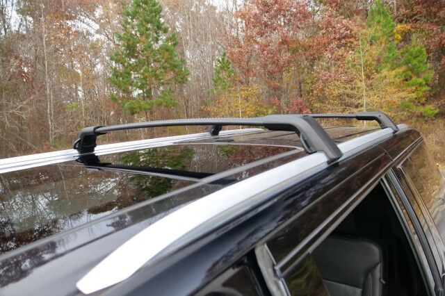 2021 Chevrolet Suburban LT 4WD / Panoramic Sunroof / Third Row / V8! High Point NC