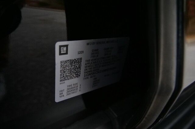 2021 Chevrolet Suburban LT 4WD / Panoramic Sunroof / Third Row / V8! High Point NC