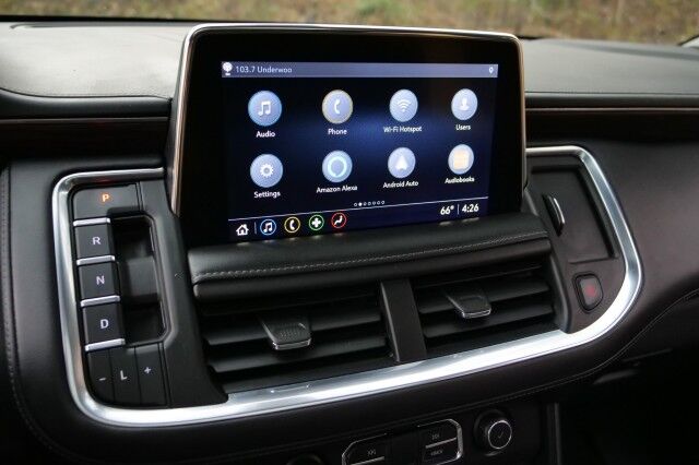 2021 Chevrolet Suburban LT 4WD / Panoramic Sunroof / Third Row / V8! High Point NC