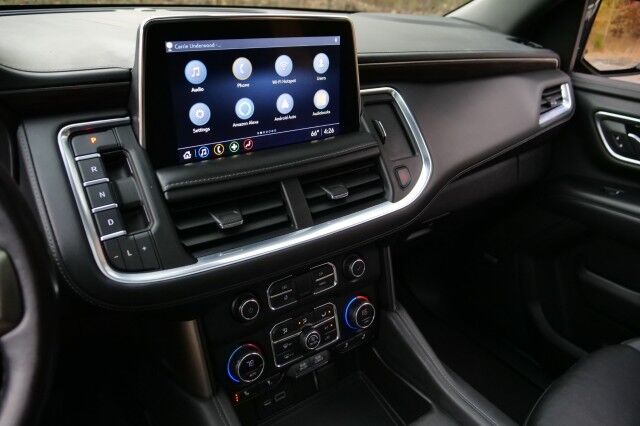 2021 Chevrolet Suburban LT 4WD / Panoramic Sunroof / Third Row / V8! High Point NC