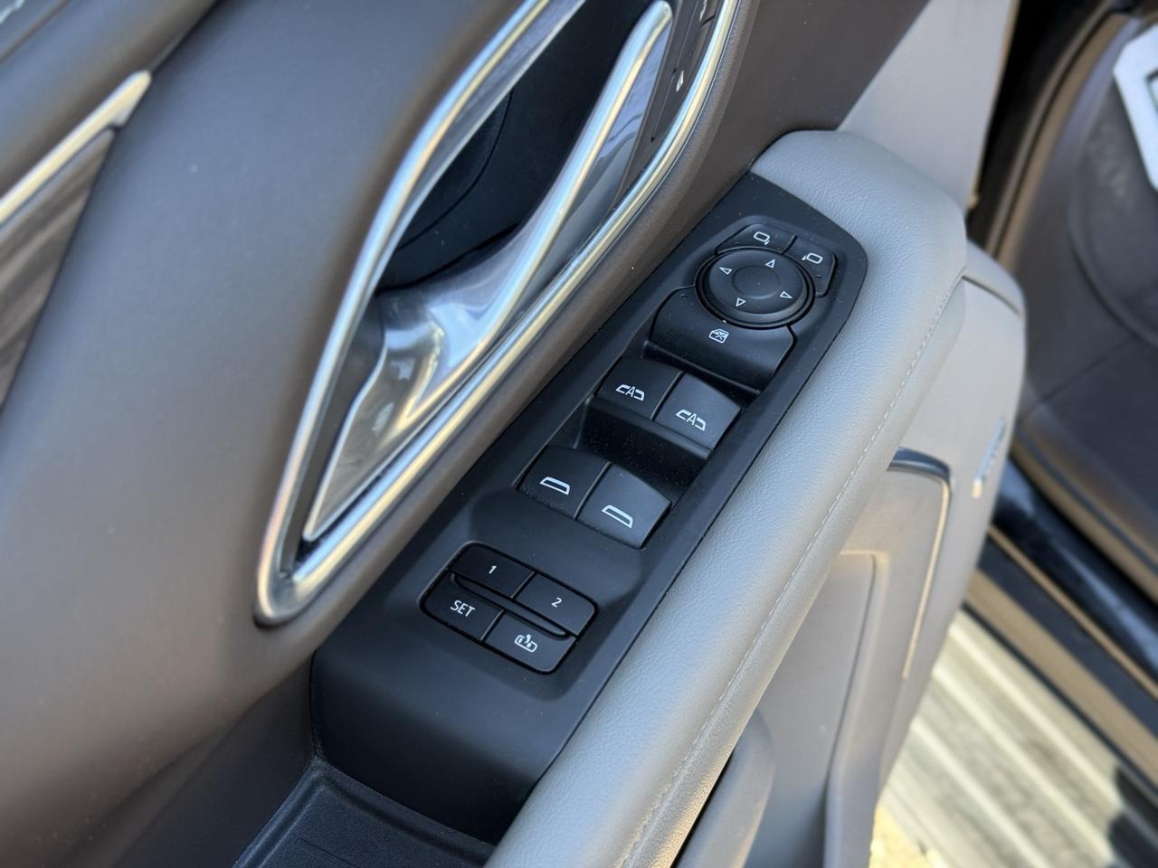 2021 Chevrolet Suburban LT Crestwood KY