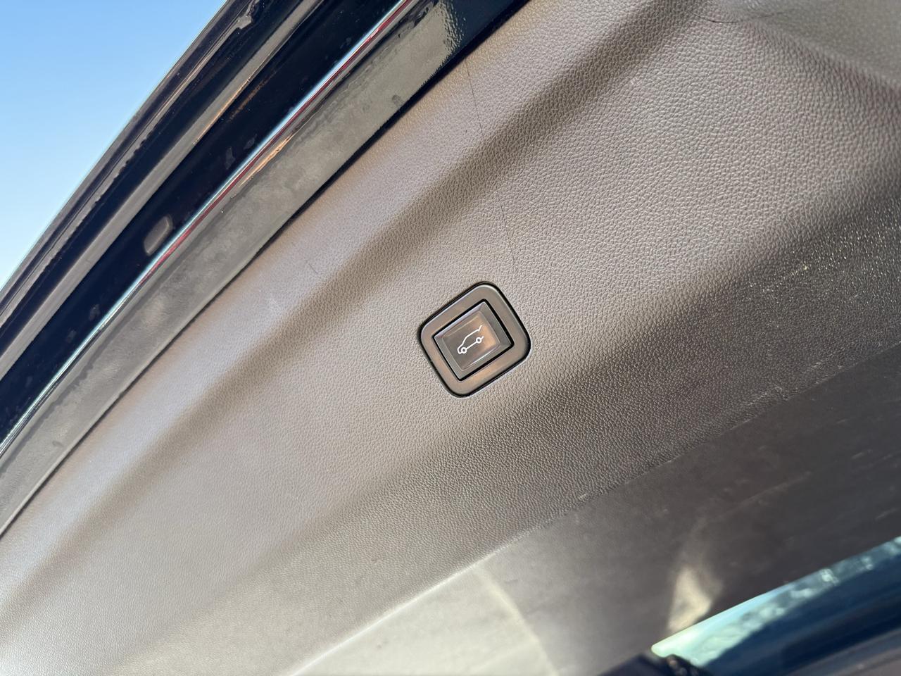2021 Chevrolet Suburban LT Crestwood KY
