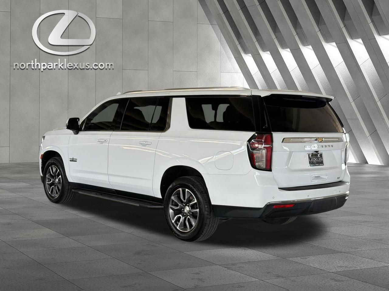 2021 Chevrolet Suburban LT