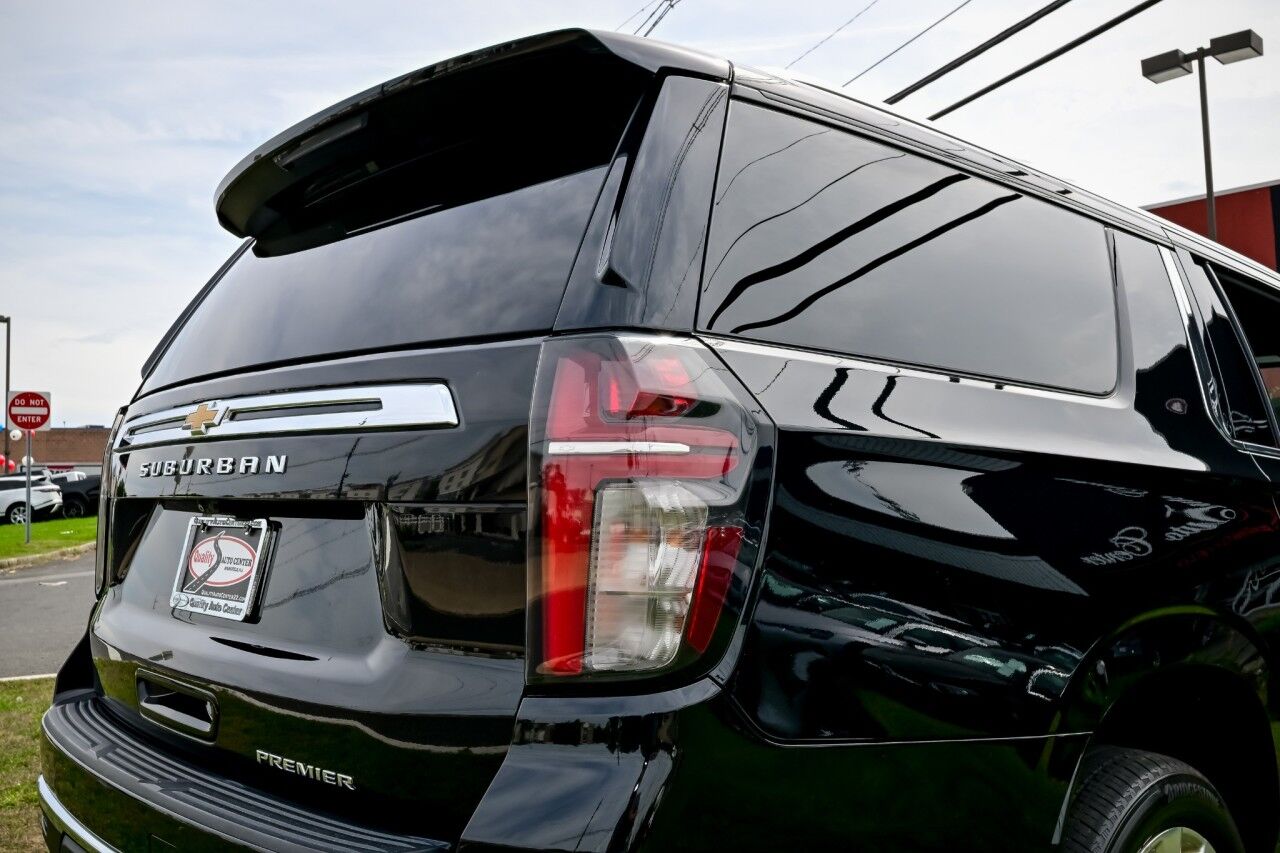 2021 Chevrolet Suburban Premier photo 11
