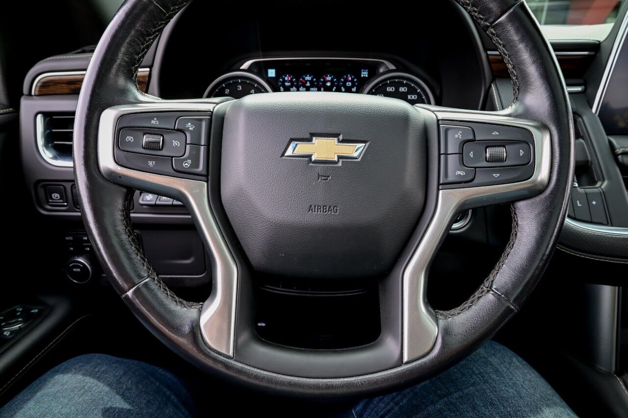 2021 Chevrolet Suburban Premier photo 35