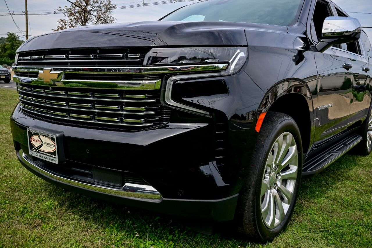 2021 Chevrolet Suburban Premier photo 9