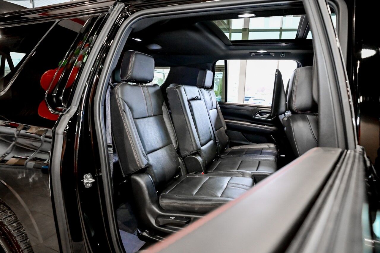 2021 Chevrolet Suburban RST, Nav and Entertainment Pkg, Pano Roof Springfield NJ