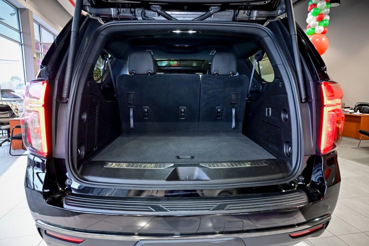 2021 Chevrolet Suburban RST, Nav and Entertainment Pkg, Pano Roof Springfield NJ