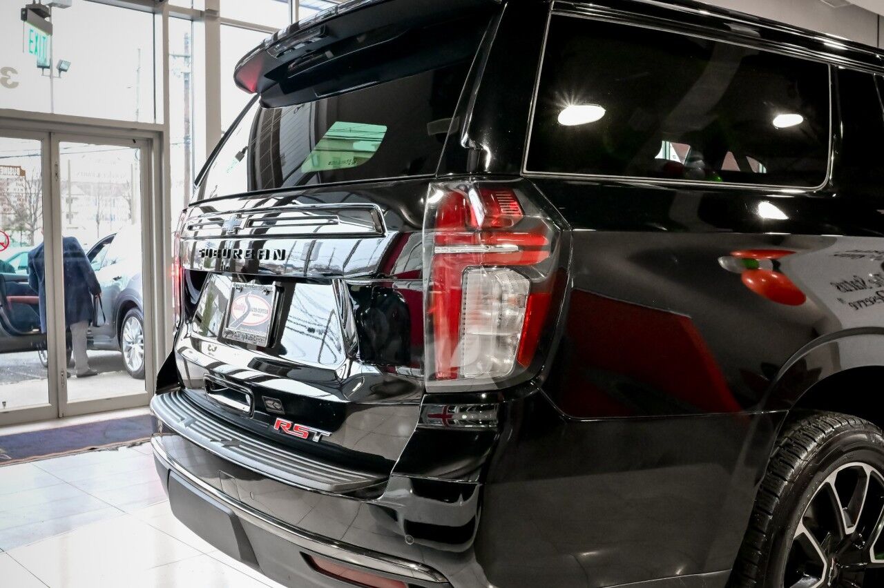 2021 Chevrolet Suburban RST, Nav and Entertainment Pkg, Pano Roof Springfield NJ