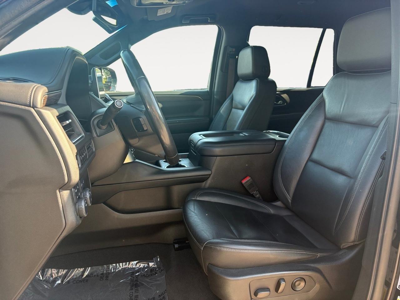 2021 Chevrolet Tahoe LT, BLIND SPOT ALERT, LANE KEEP ASSIST, 3RD ROW SEATS, AUTO START/STOP, APPLE CARPLAY/ANDROID AUTO, HANDS FREE LIFTGATE, HD BACKUP CAMERA, HEATED STEERING WHEEL & SEATS, REMOTE START, GET THE WHOLE FAMILY TOGETHER IN THIS TAHOE!