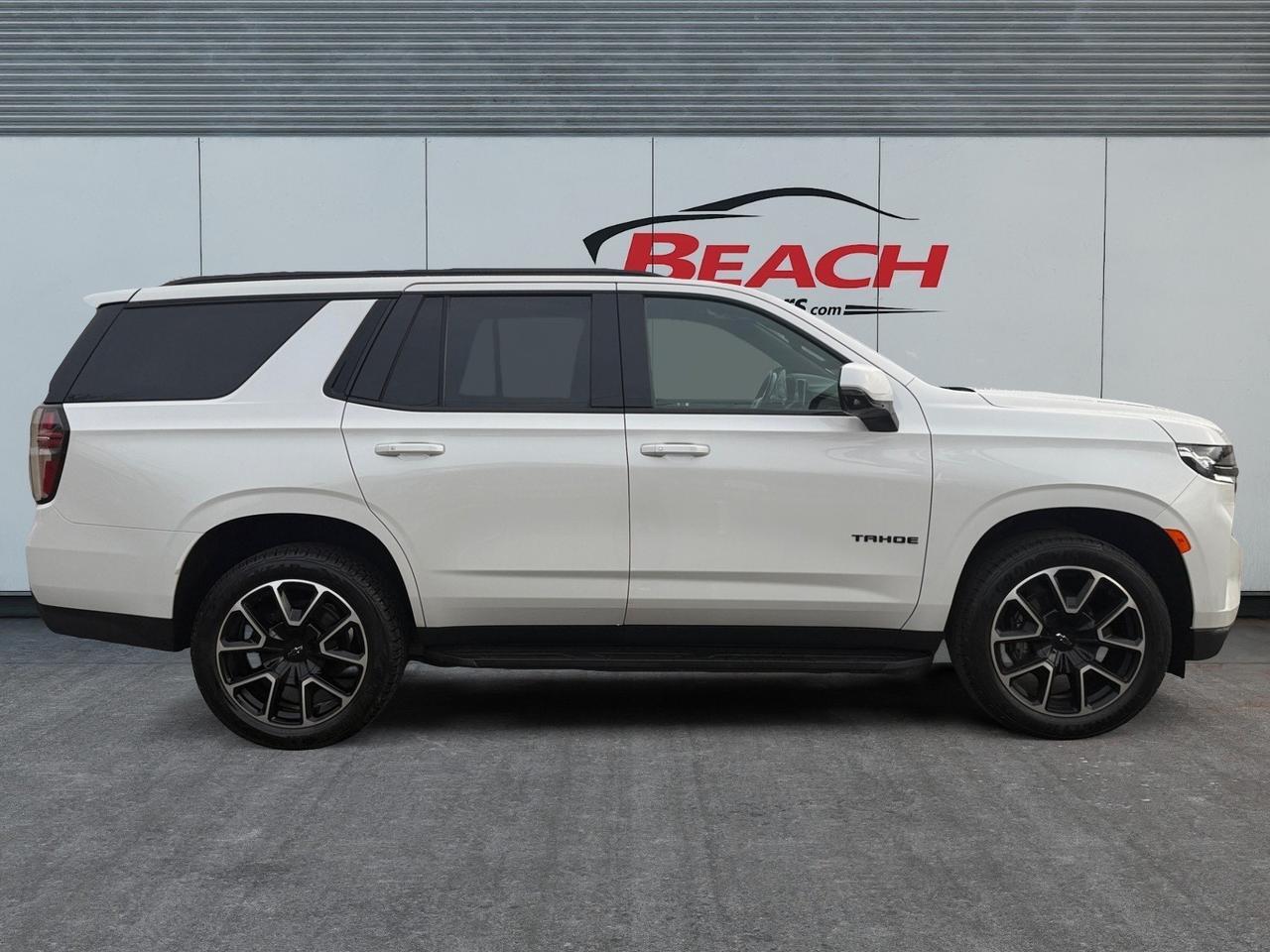 2021 Chevrolet Tahoe RST, 1ST AND 2ND ROW HEATED, BOSE SPEAKERS, APPLE CARPLAY/ANDROID AUTO, MOONROOF, POWER LIFTGATE, REMOTE START, WIFI, POWER MIRRORS, POWER FOLDING MIRRORS, ONLY 1 OWNER, THIS IS A GREAT SUV FOR A GREAT PRICE! Norfolk VA