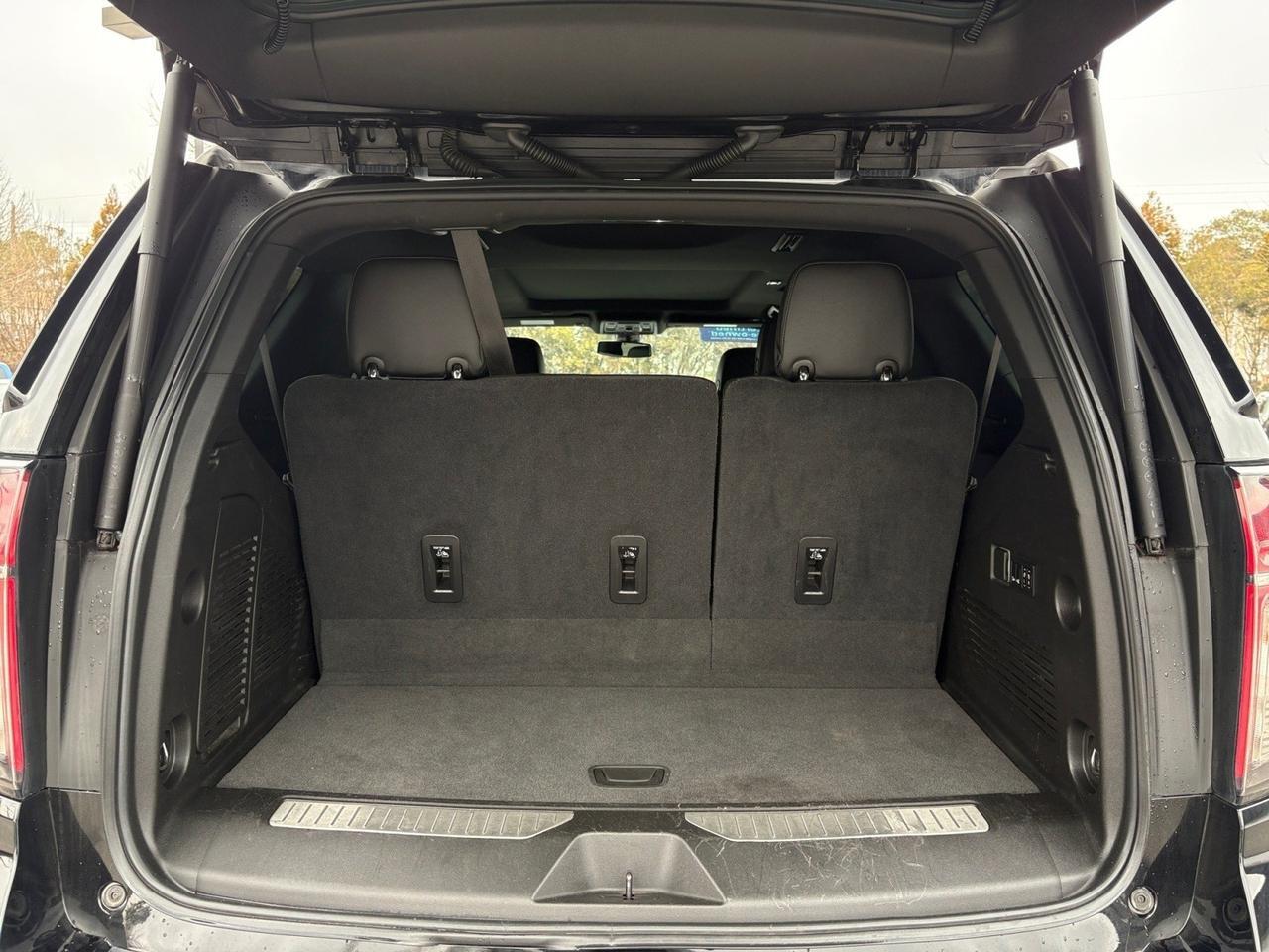 2021 Chevrolet Tahoe RST, HEATED FRONT AND REAR SEATS, MOONROOF, CAPTAINS CHAIRS, 3RD ROW, BOSE SPEAKERS, APPLE CARPLAY/ANDROID AUTO, BLIND SPOT ALERT, LANE KEEP ASSIST, RUNNING BOARDS, CLEAN CARFAX, GREAT FAMILY VEHICLE FOR A GREAT PRICE! Virginia Beach VA