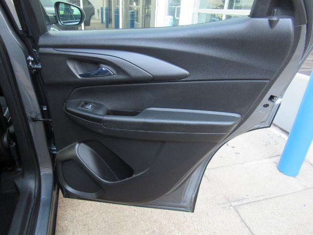 2021 Chevrolet Trailblazer LS photo 19