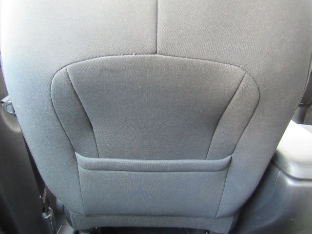 2021 Chevrolet Trailblazer LS photo 23