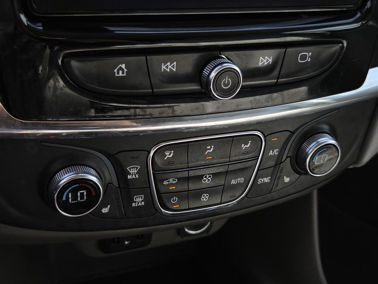 2021 Chevrolet Traverse AWD 4dr LT Leather Beeville TX
