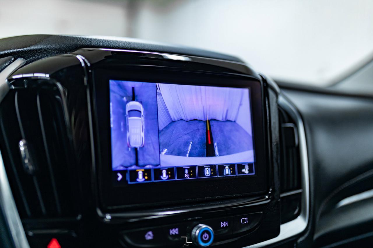 2021 Chevrolet Traverse AWD LT True North Leather Roof Nav Red Deer AB