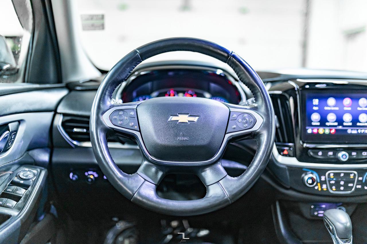 2021 Chevrolet Traverse AWD LT True North Leather Roof Nav Red Deer AB